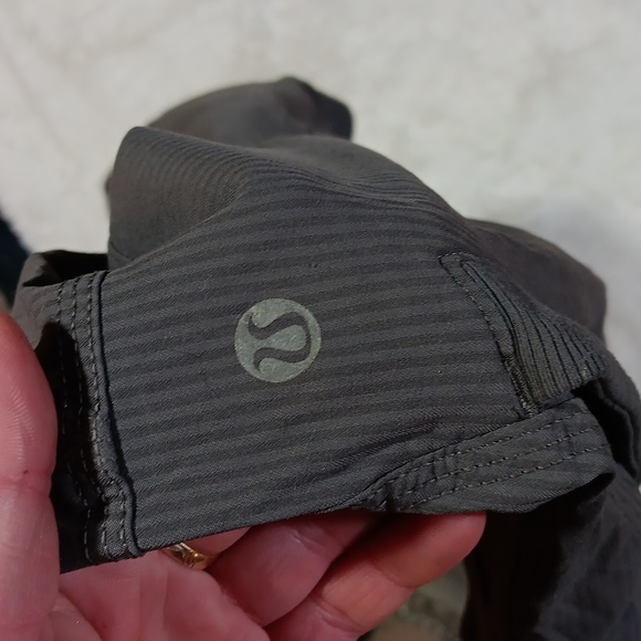 Lululemon gray cropped unlined dance studio pants women's 8 - Picture 8 of 9